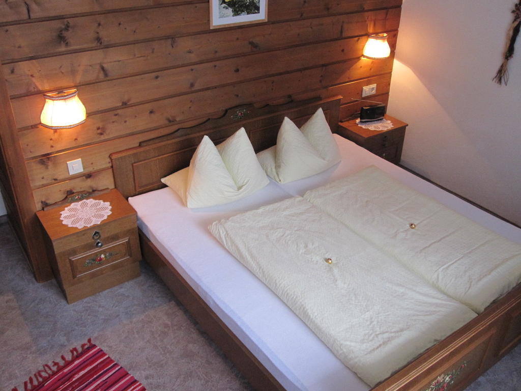 Haus Walch Apartment แยร์สเซินส์ ห้อง รูปภาพ