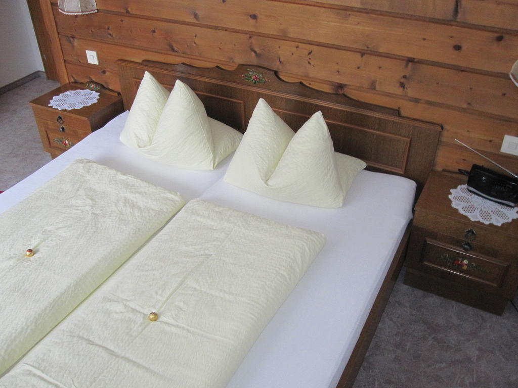 Haus Walch Apartment แยร์สเซินส์ ภายนอก รูปภาพ